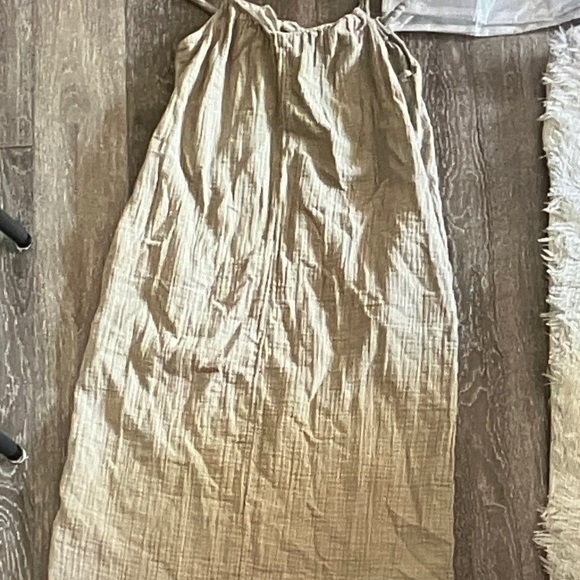 Old Navy Dresses & Skirts - Lightweight Beige Drawstring Summer Dress